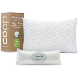 NIB Coop Original White Pillow with Oomph Extra Foam Fill - White King Size